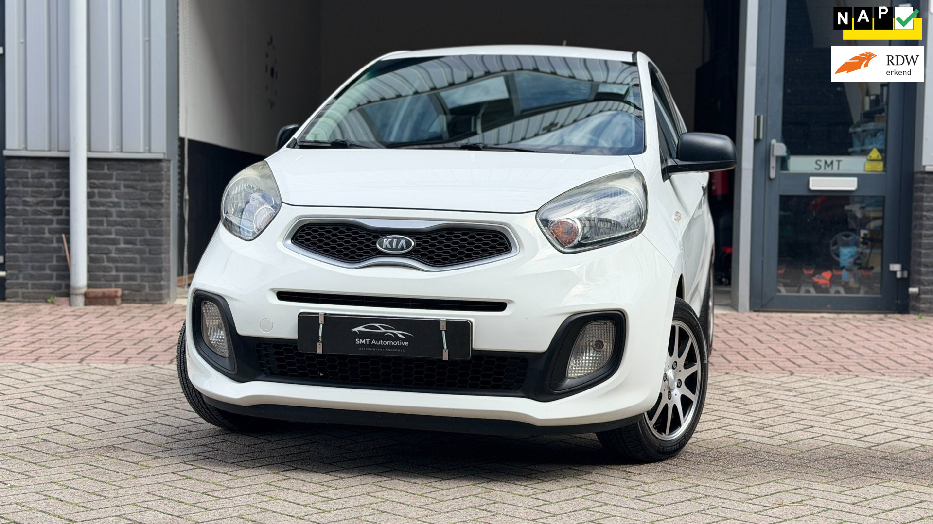 Kia Picanto 1.0 Attract CVVT |NAP | NIEUWE APK |ORIGINEEL NL AUTO 2011 - voorkant