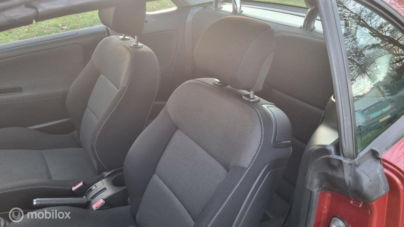 Foto van Peugeot 207 CC
