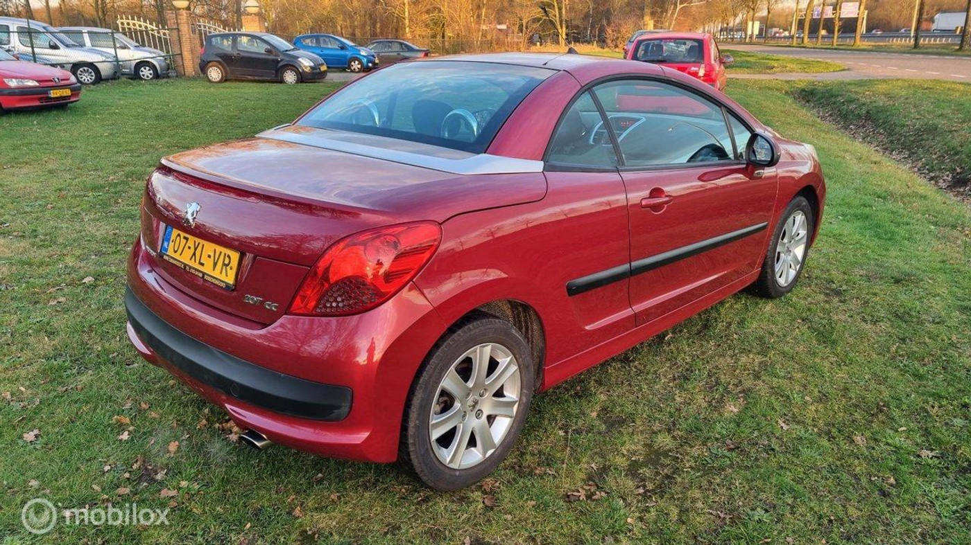 Foto van Peugeot 207 CC