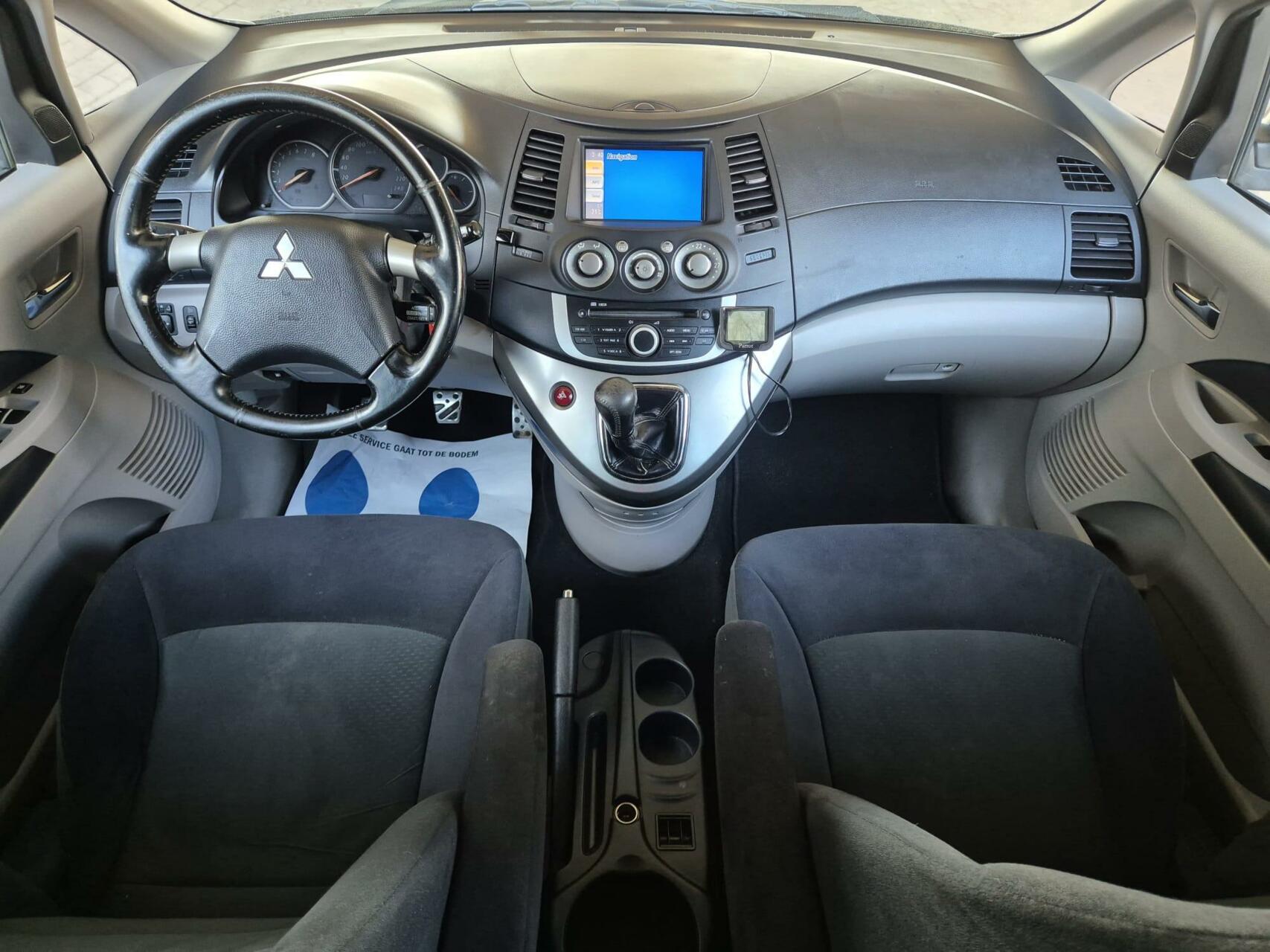 Foto van Mitsubishi Grandis