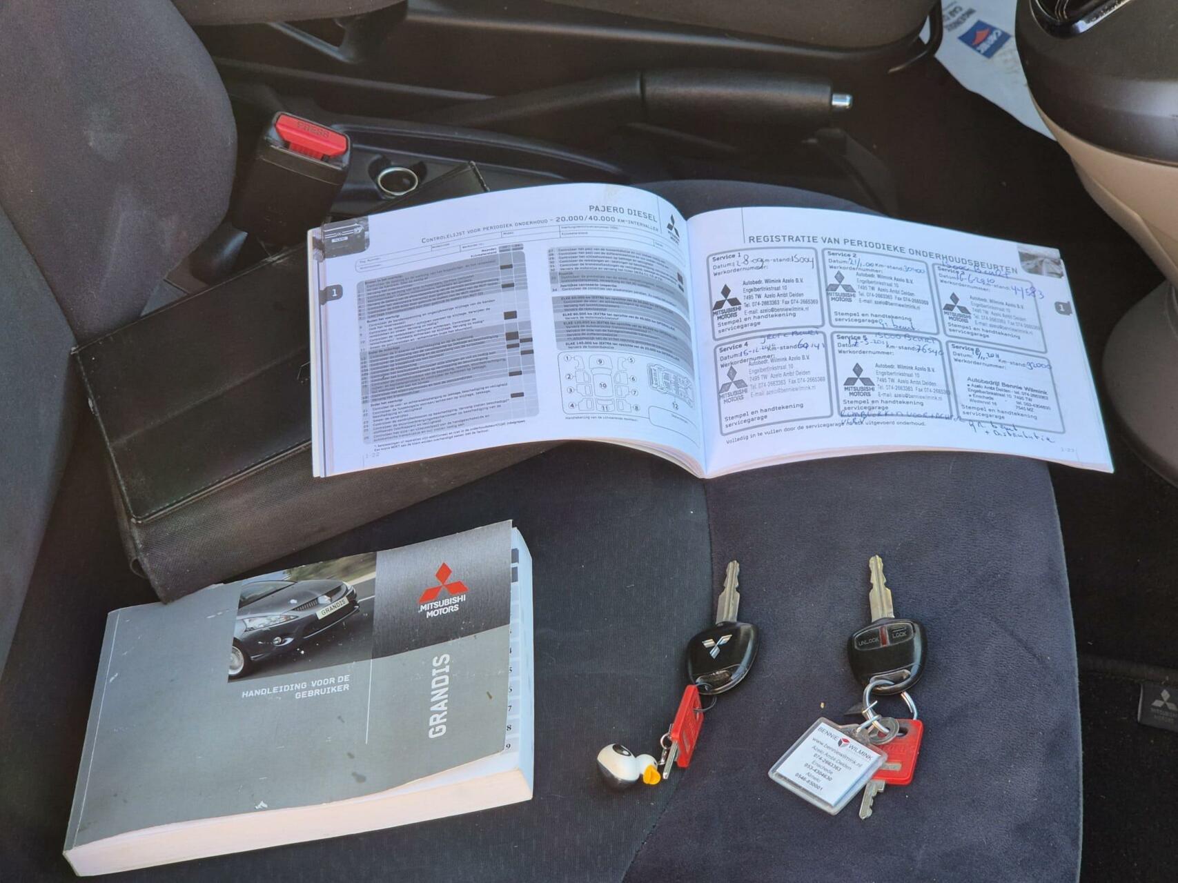 Foto van Mitsubishi Grandis