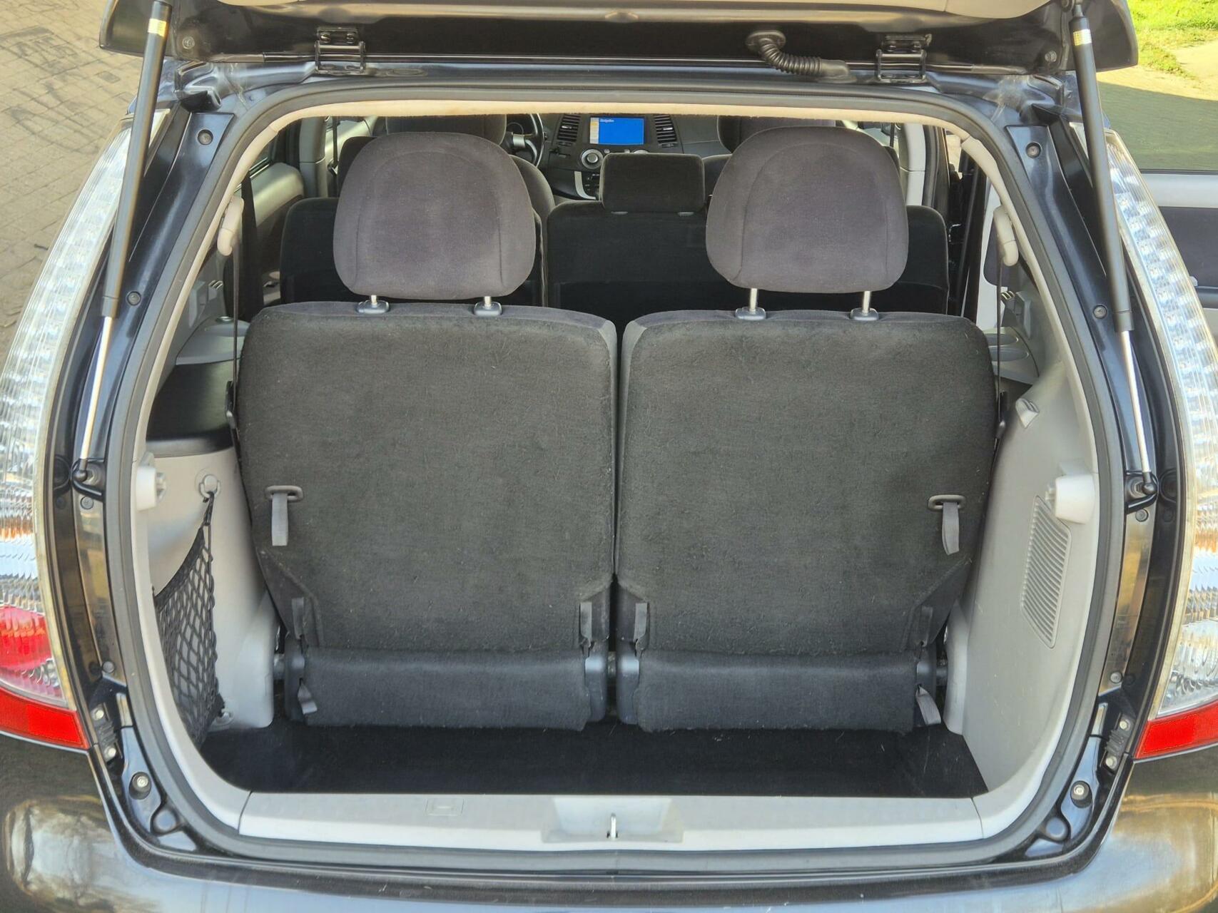 Foto van Mitsubishi Grandis