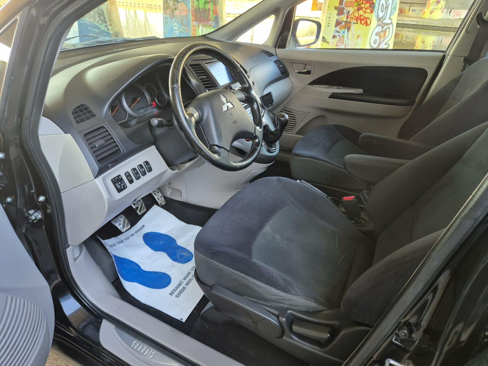 Foto van Mitsubishi Grandis