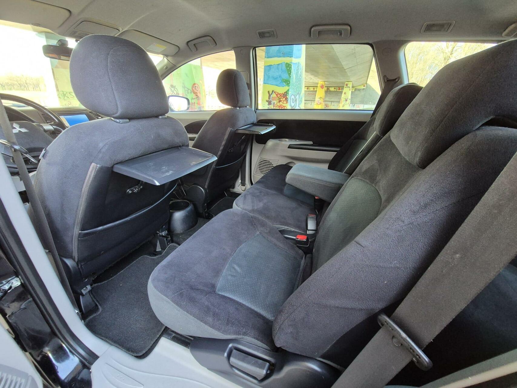Foto van Mitsubishi Grandis