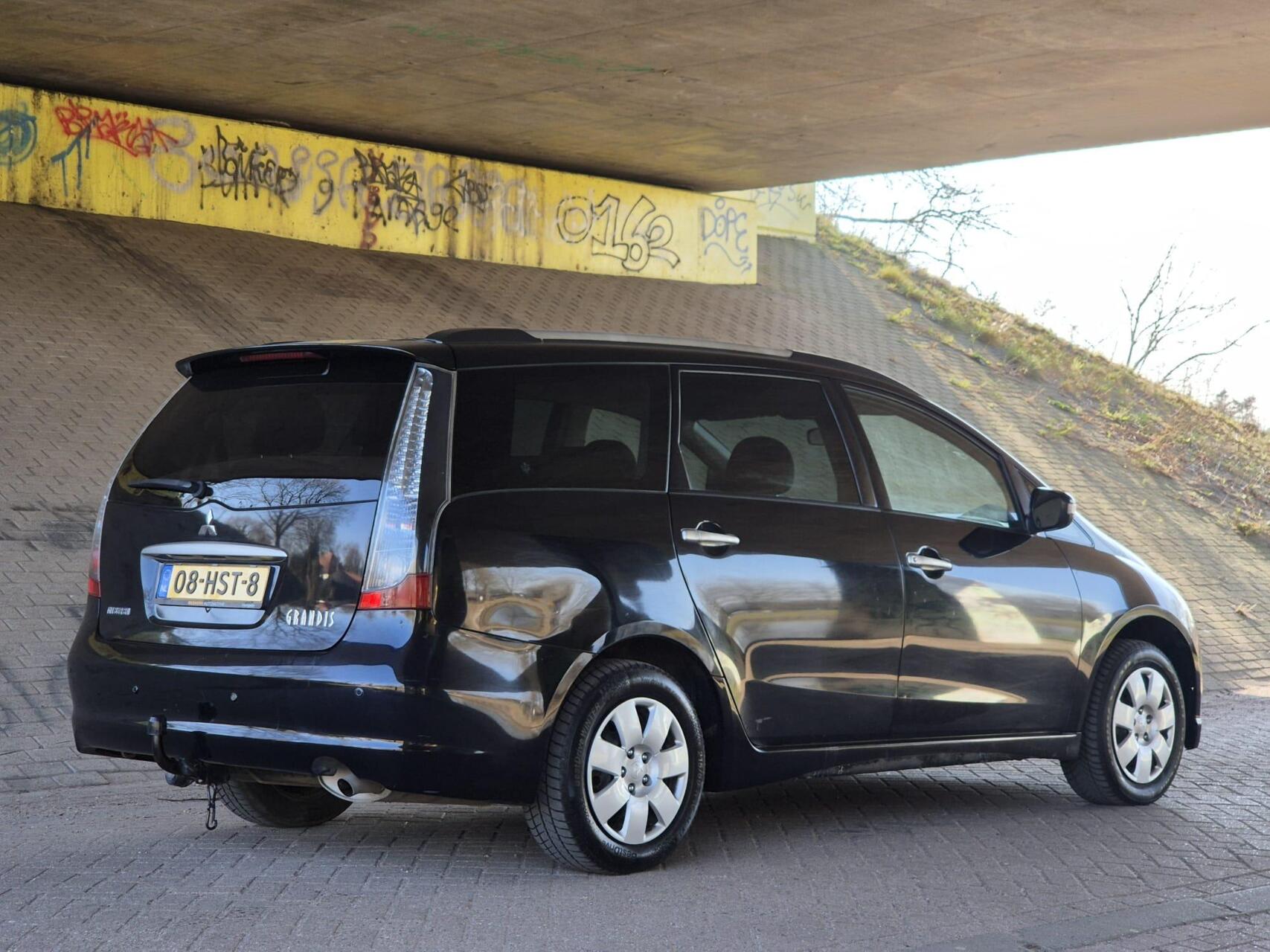 Foto van Mitsubishi Grandis