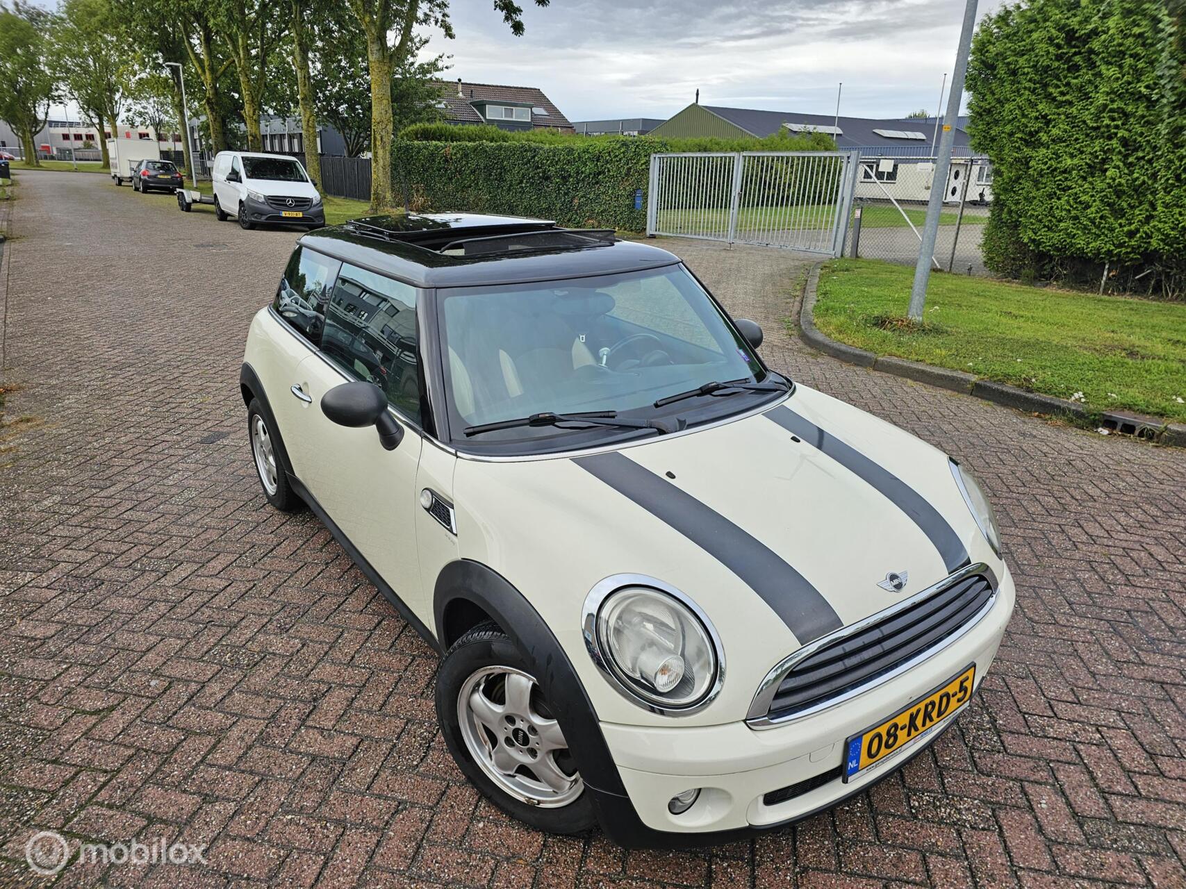 Foto van Mini One