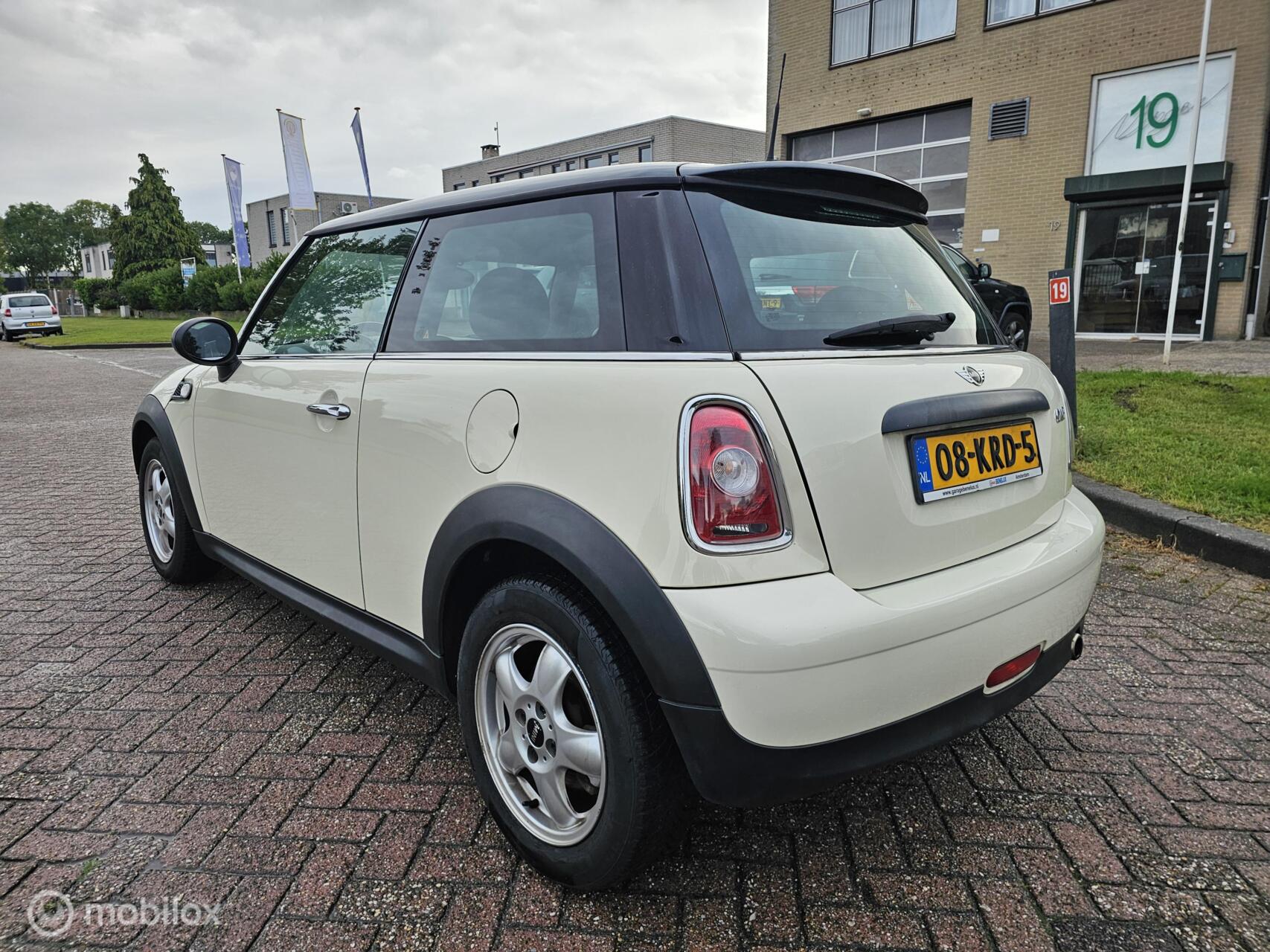 Foto van Mini One