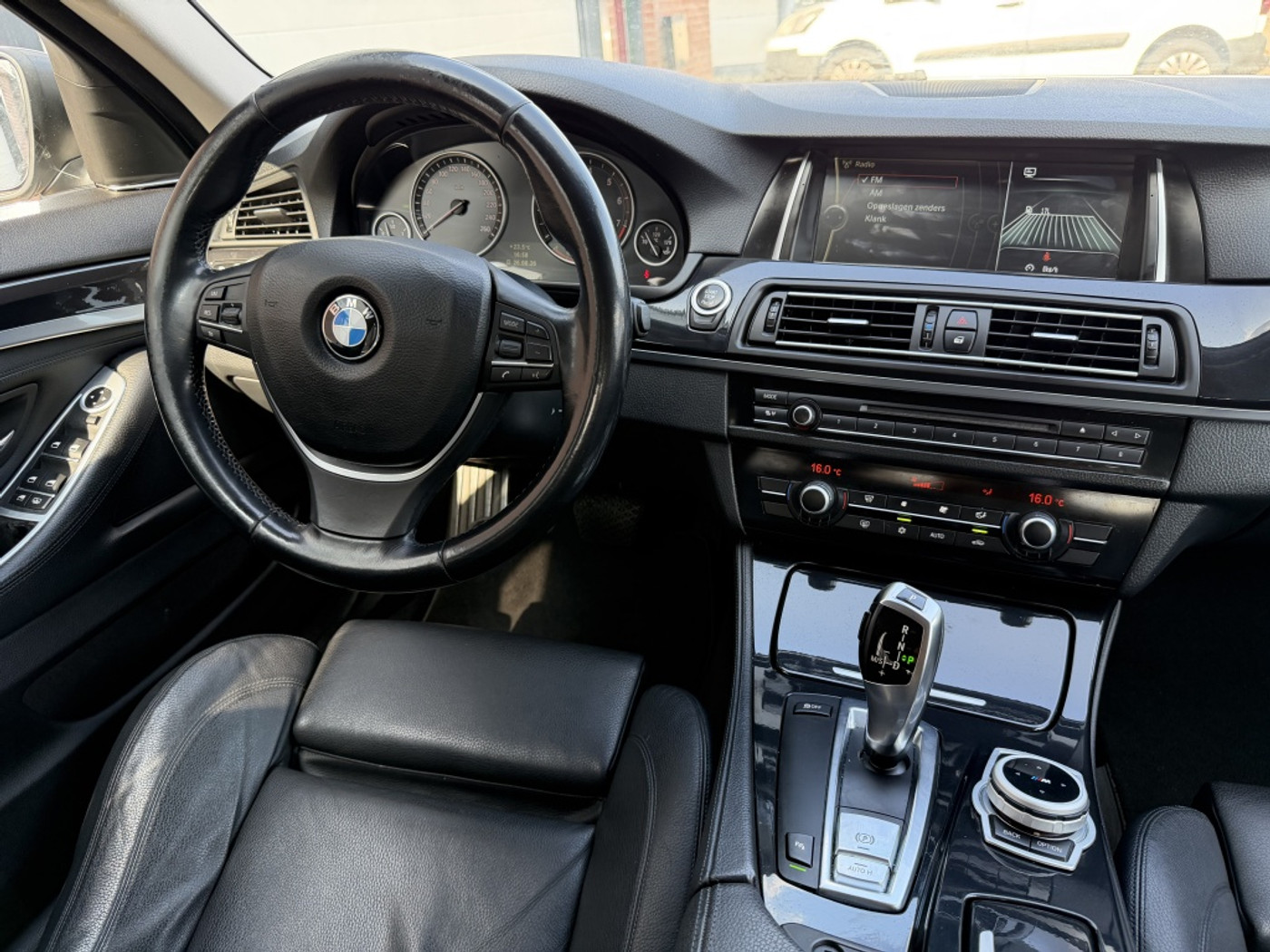 Foto van BMW 528i