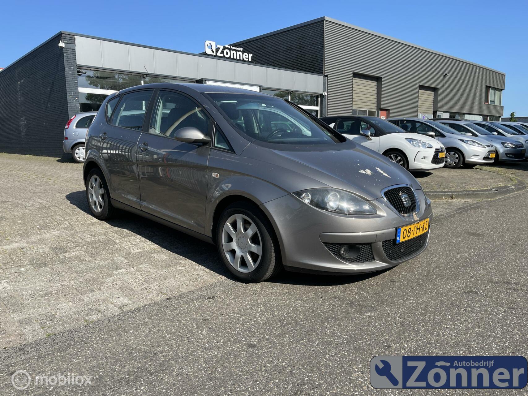 Seat Altea 1.6 2004 - voorkant
