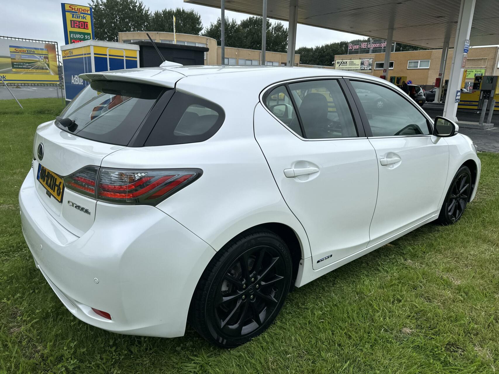 Foto van Lexus CT
