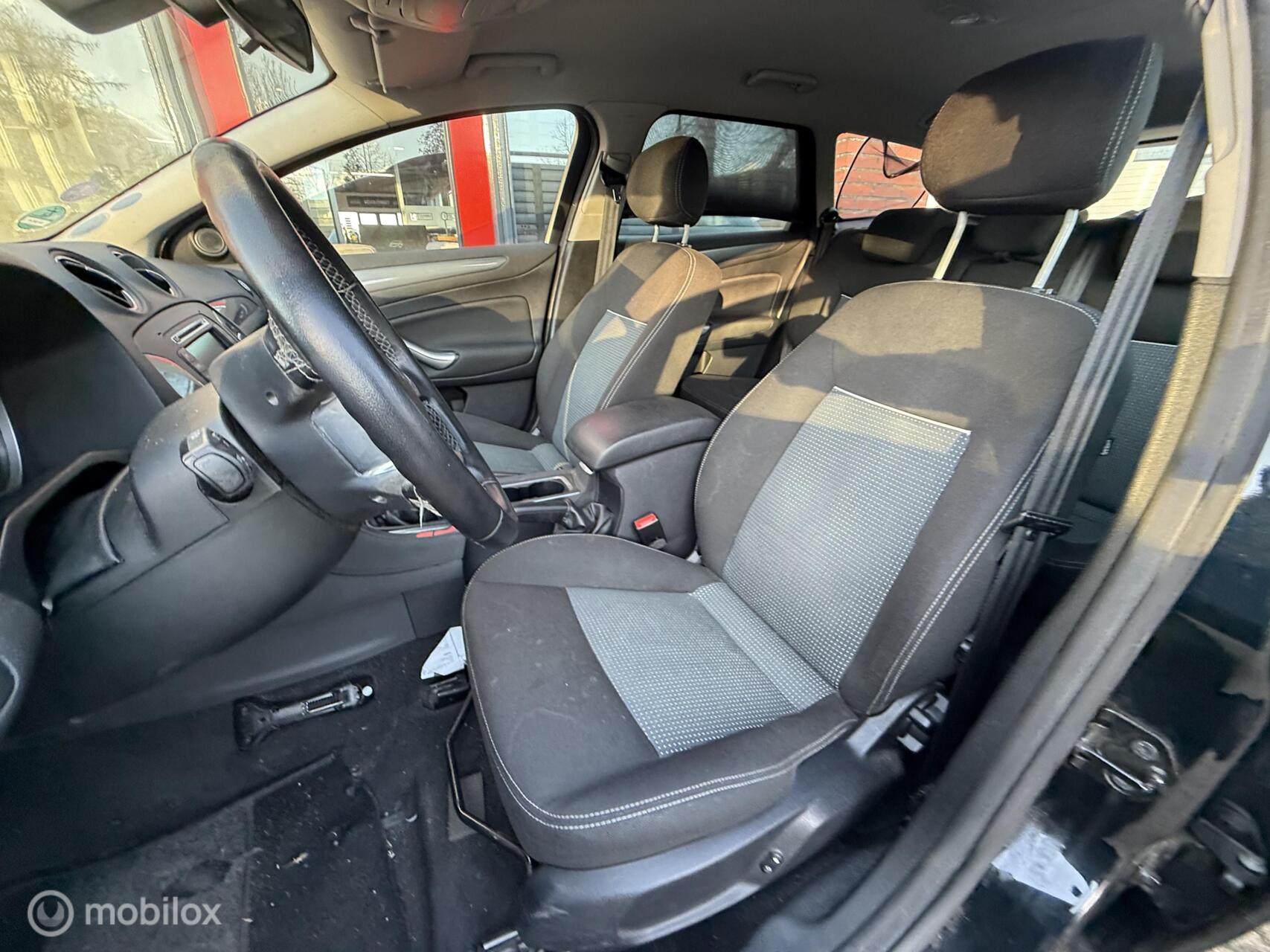 Foto van Ford Mondeo Wagon