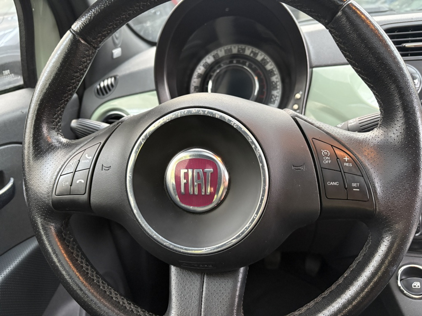 Foto van Fiat 500 Sport