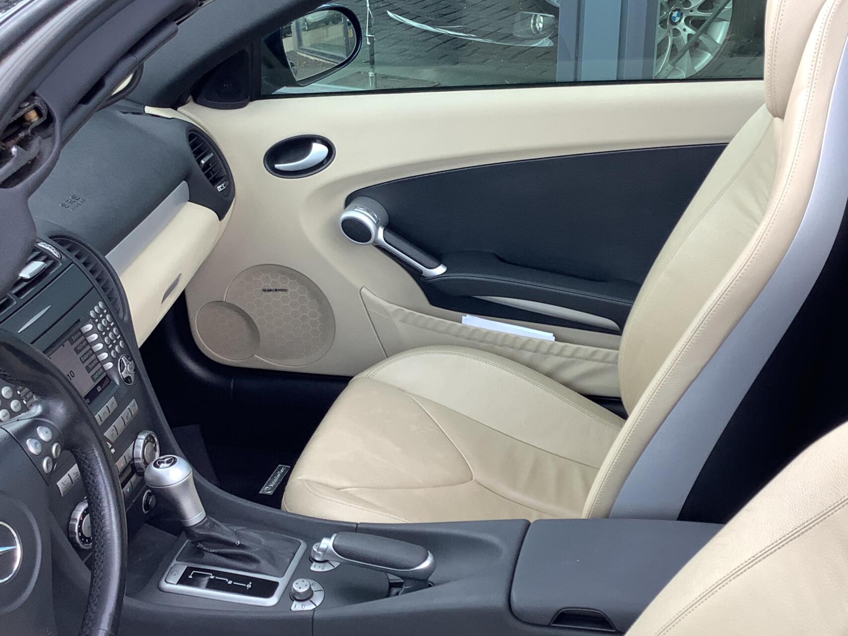 Foto van Mercedes-Benz SLK 350