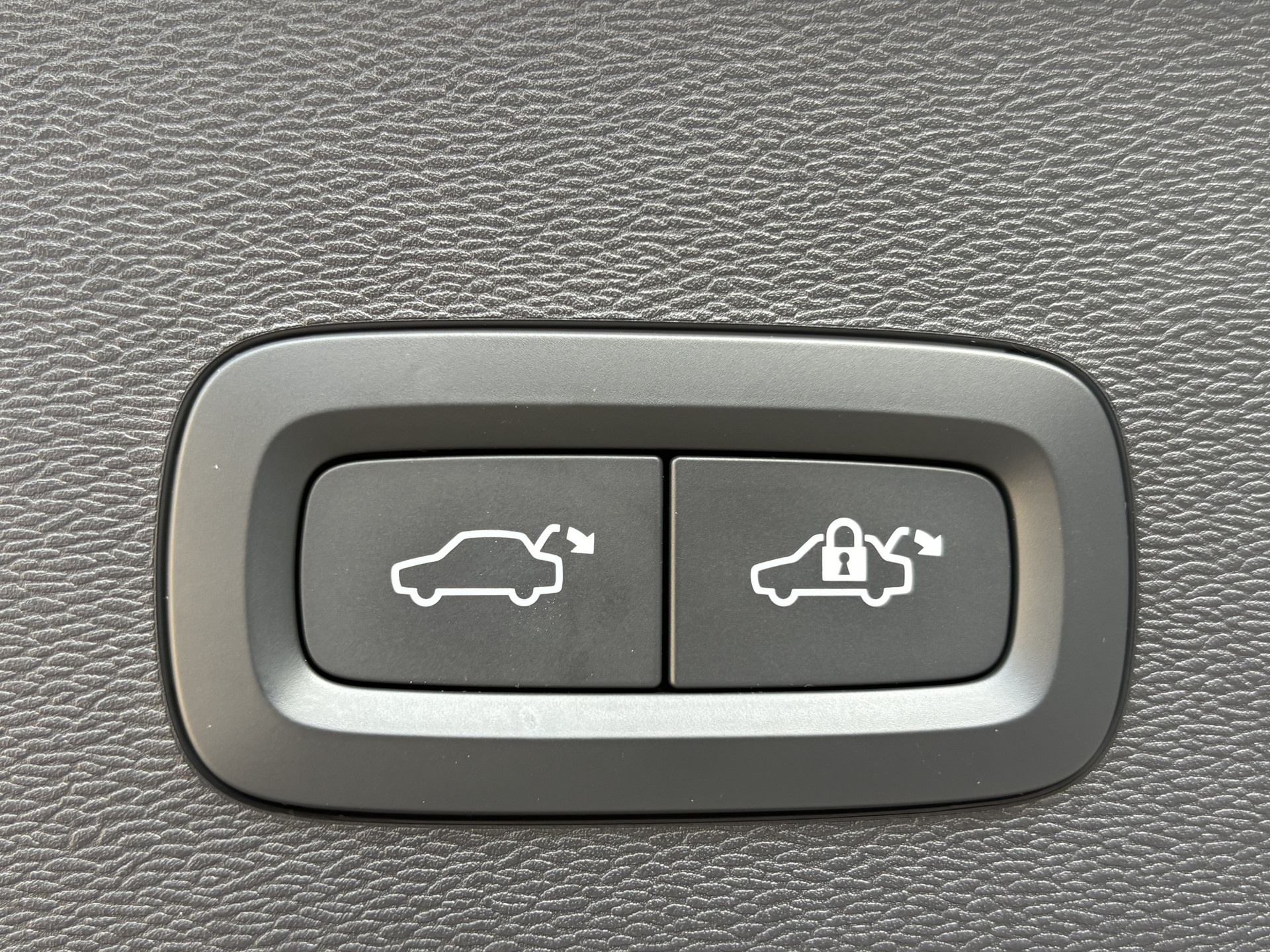 Foto van Volvo C40