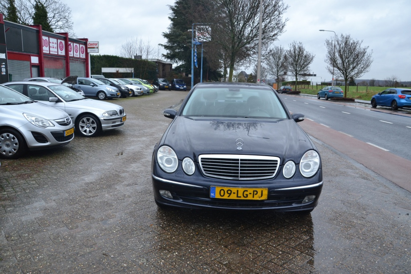 Foto van Mercedes-Benz E 240