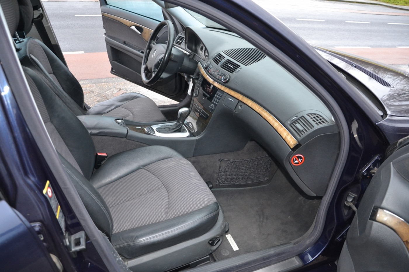 Foto van Mercedes-Benz E 240