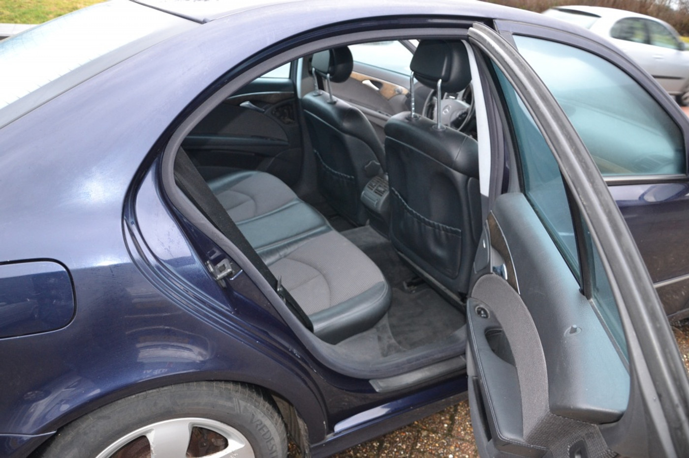 Foto van Mercedes-Benz E 240