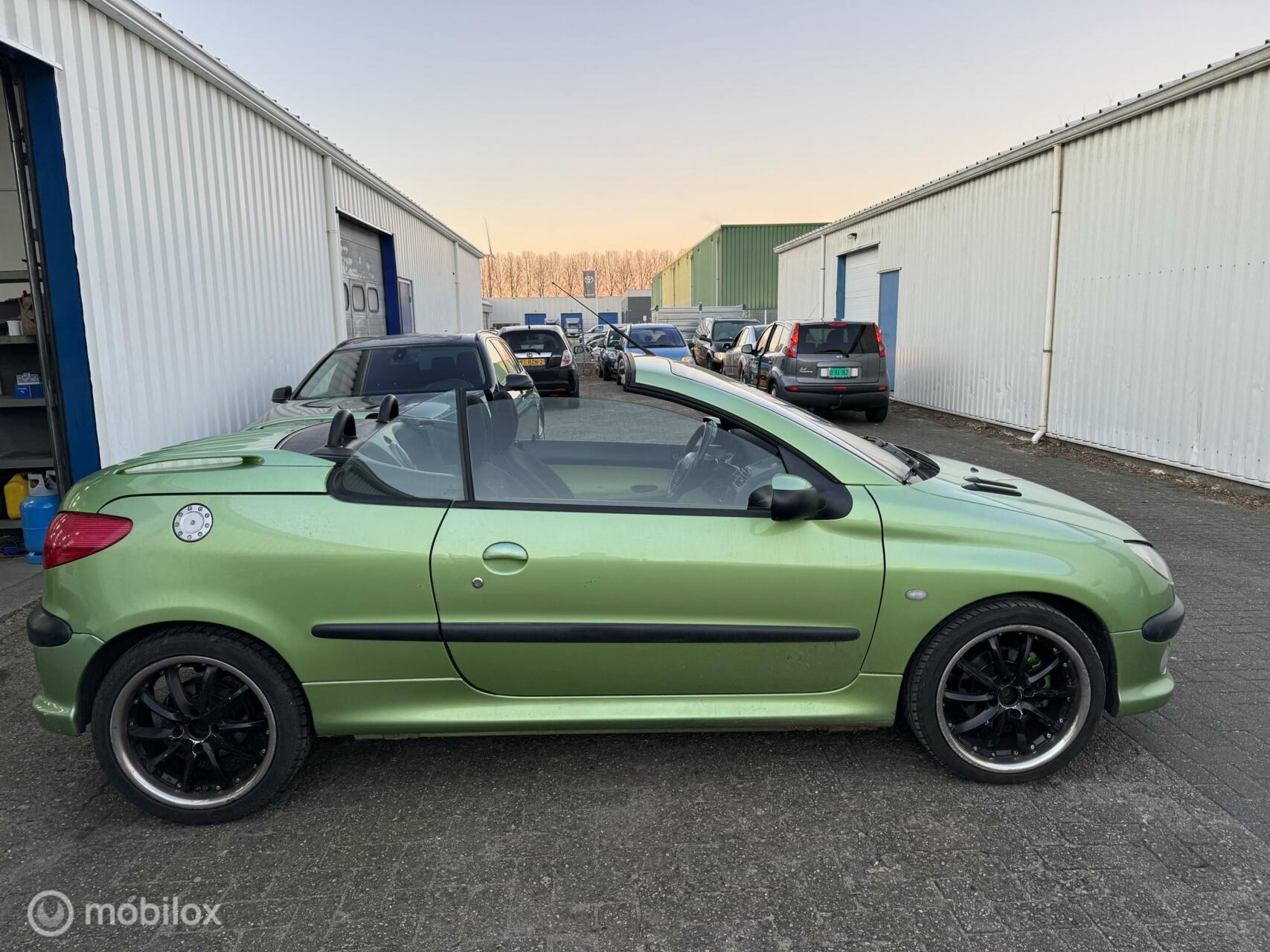 Foto van Peugeot 206 CC