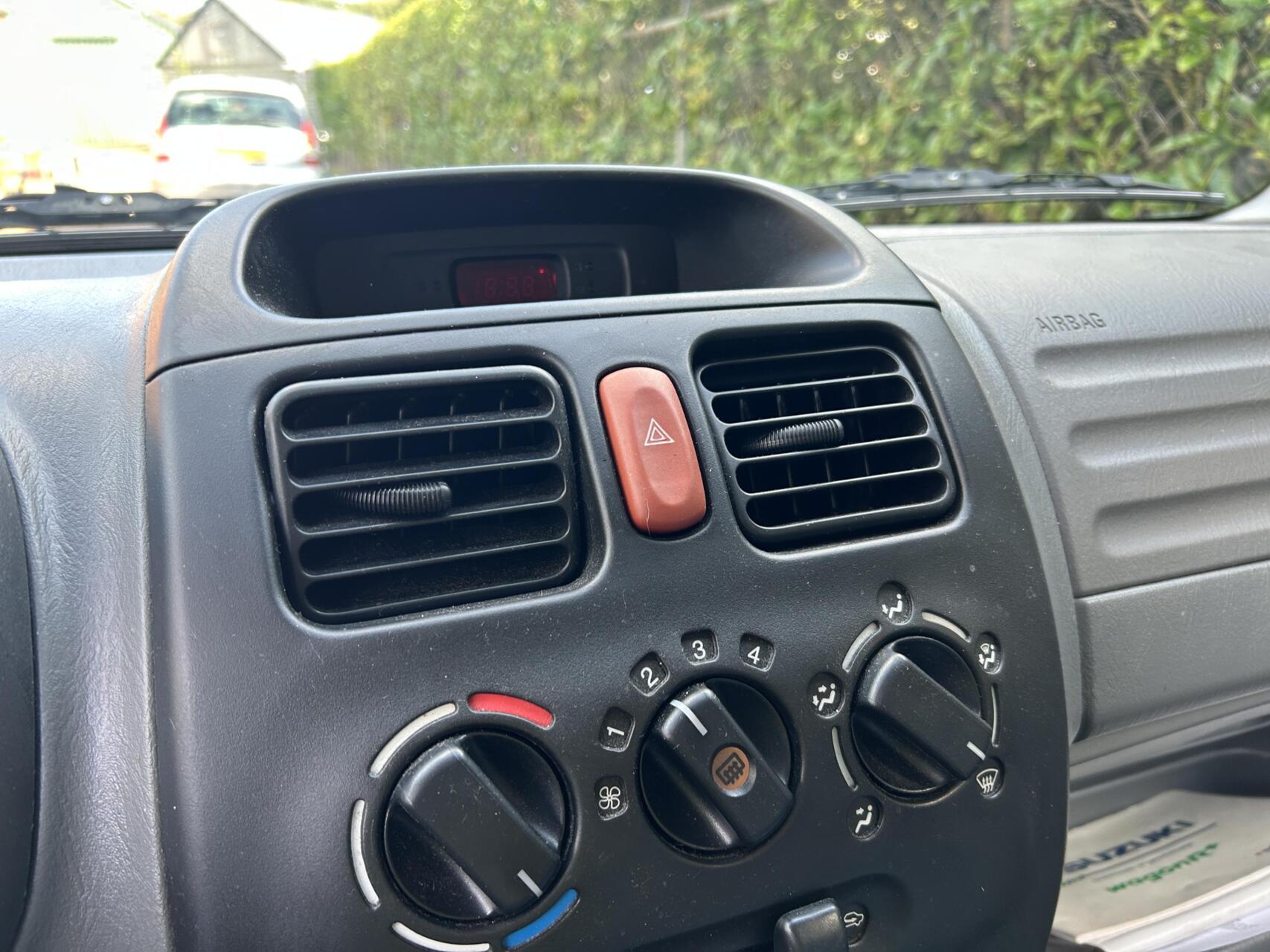 Foto van Suzuki Wagon R