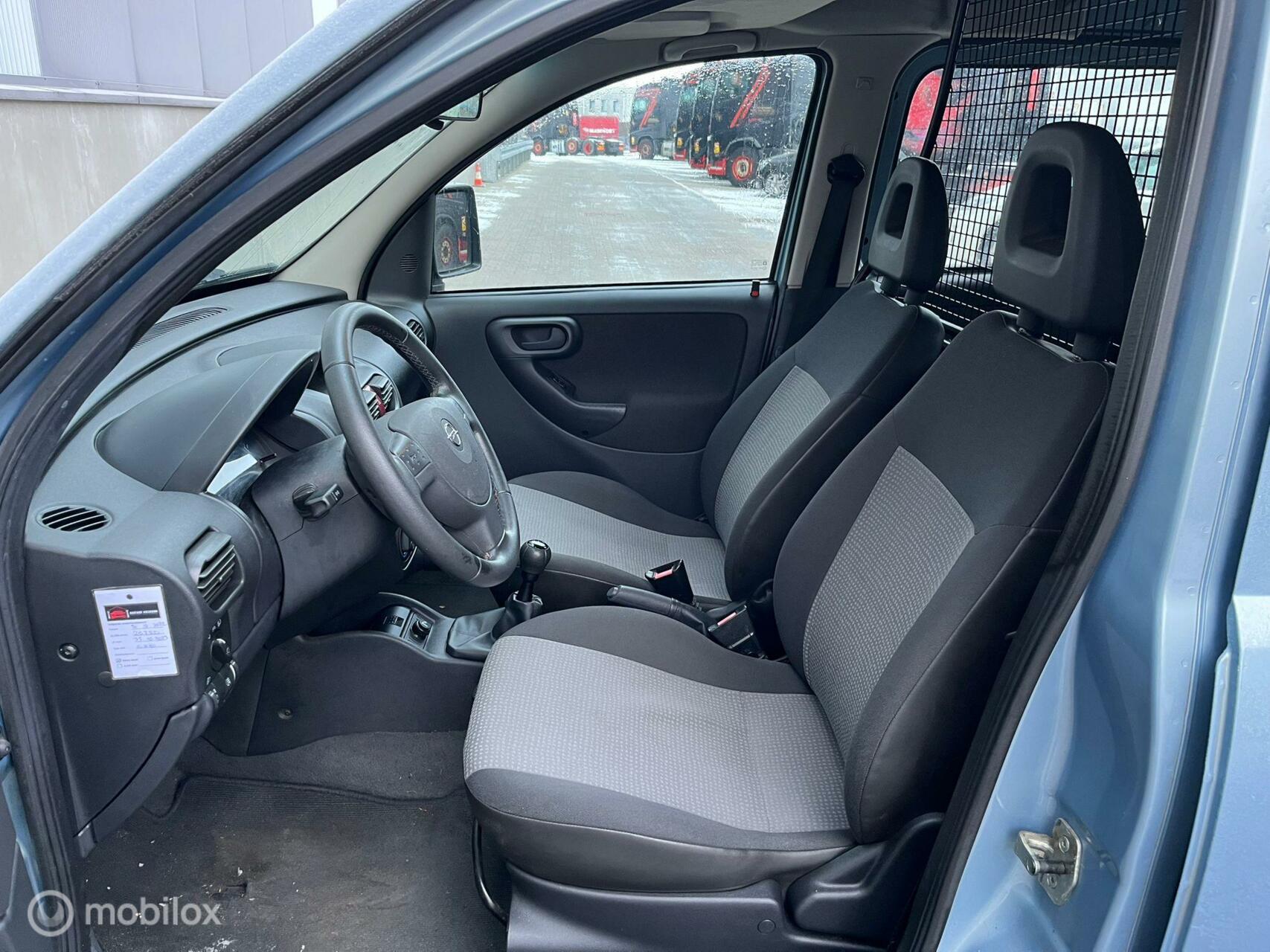 Foto van Opel Combo