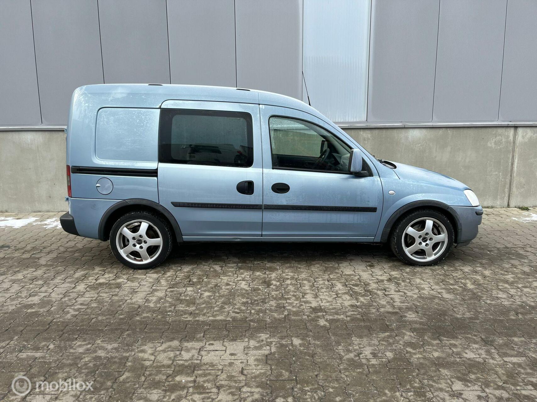 Foto van Opel Combo