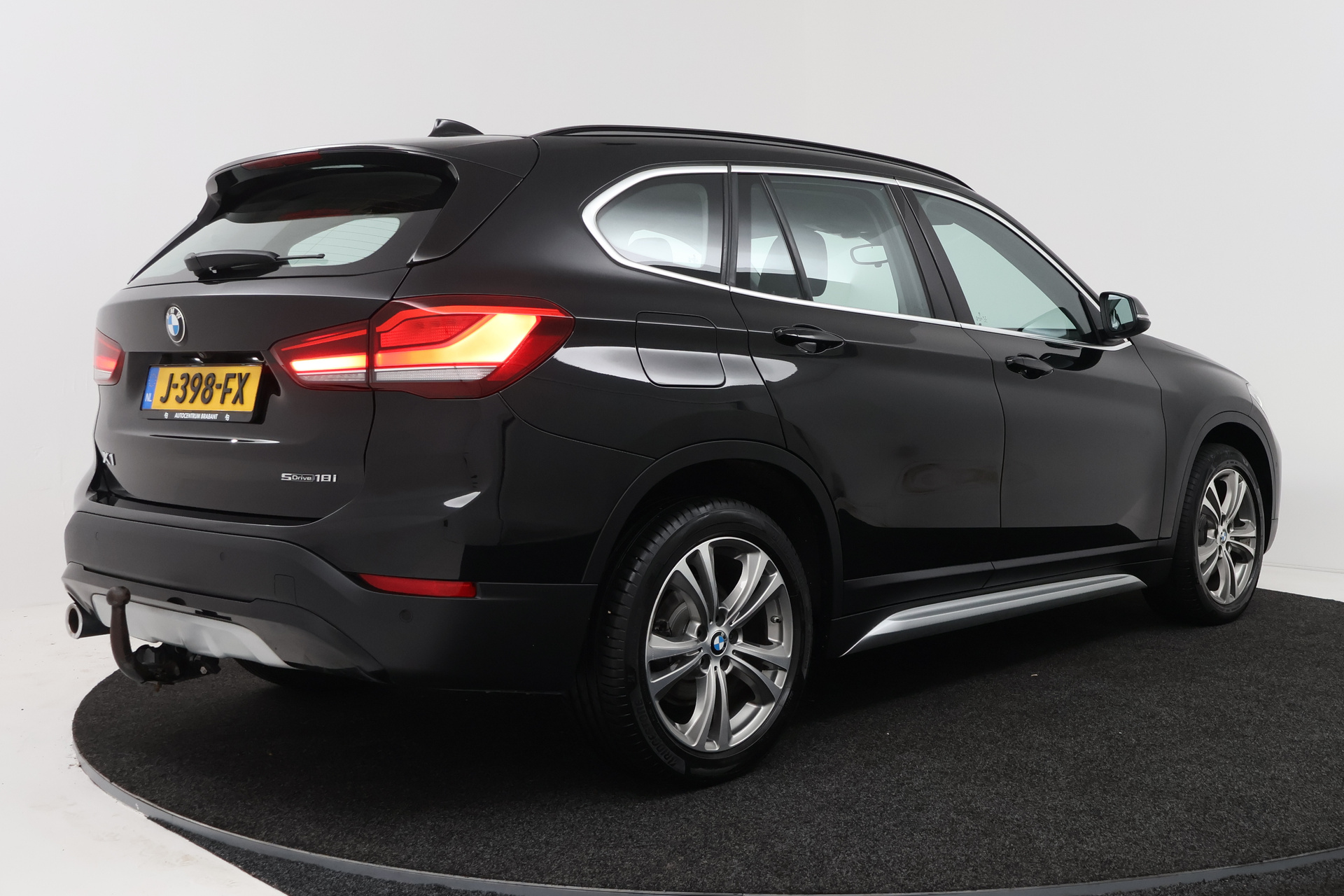 Foto van BMW X1 Sdrive18i