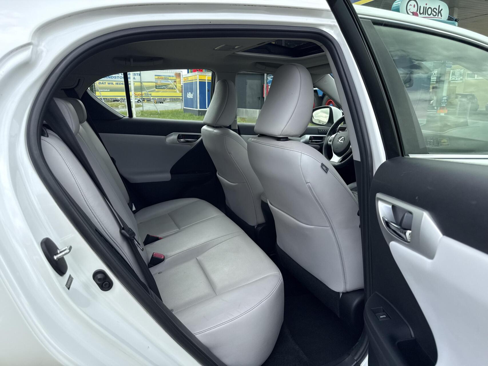 Foto van Lexus CT