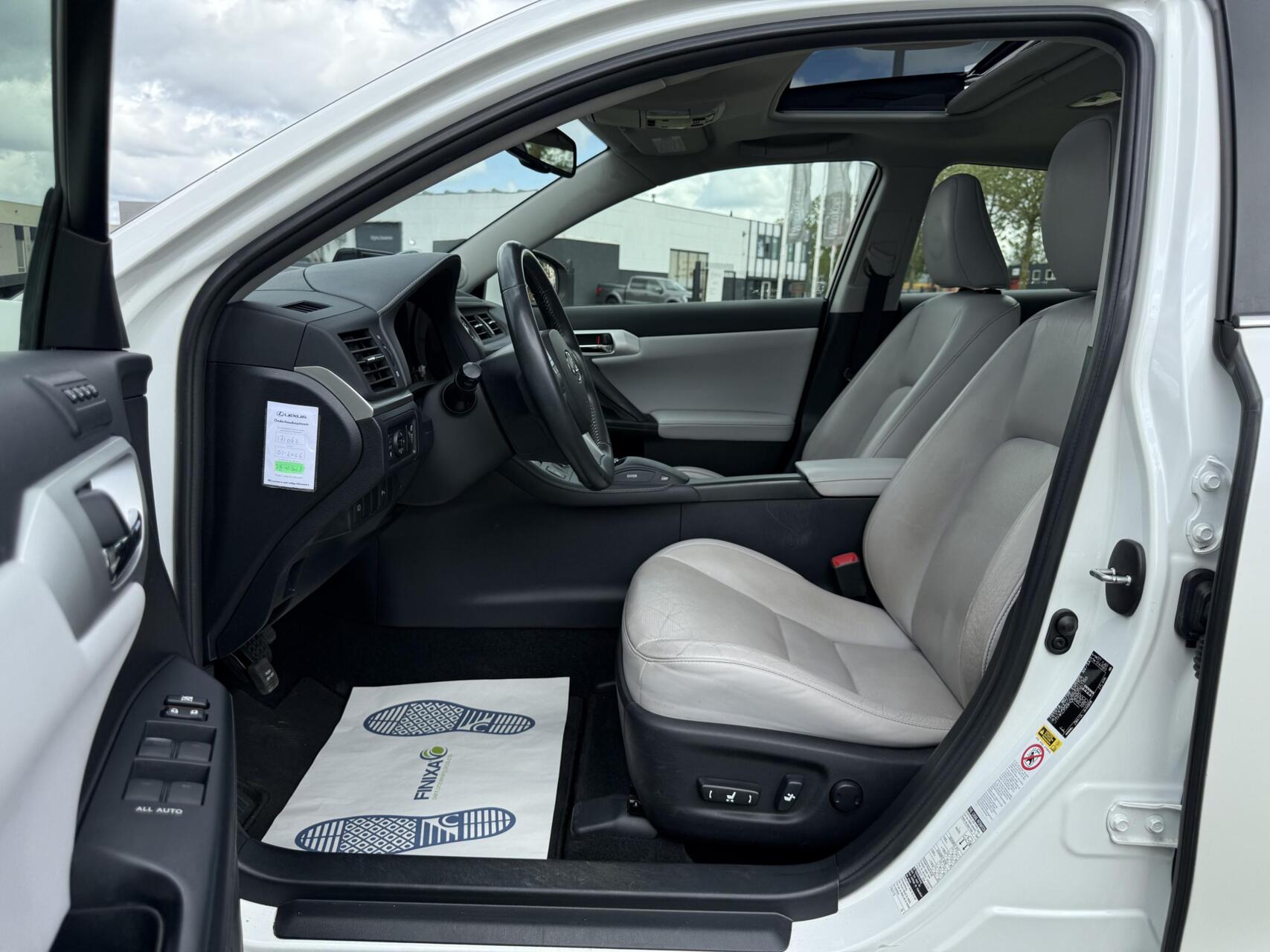 Foto van Lexus CT
