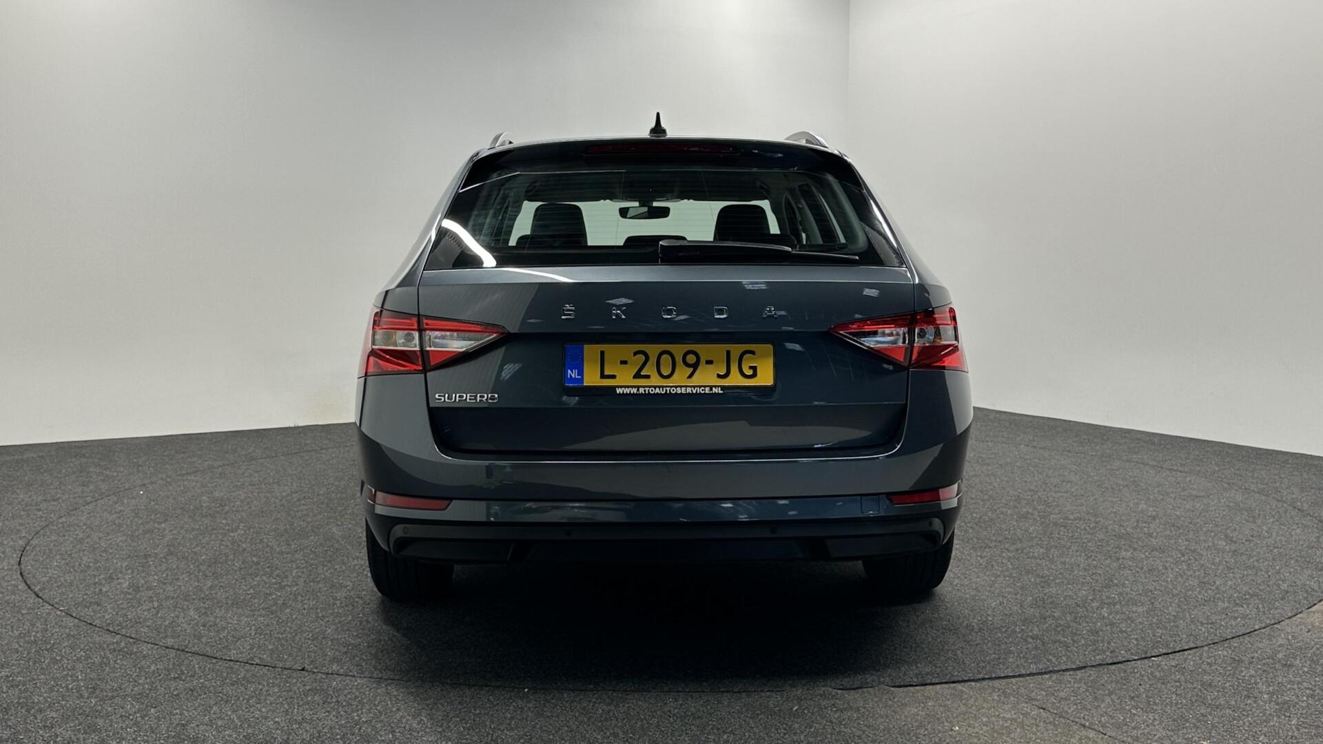 Foto van Skoda Superb Combi