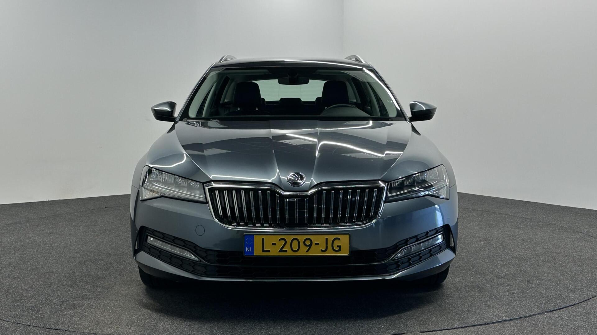 Foto van Skoda Superb Combi