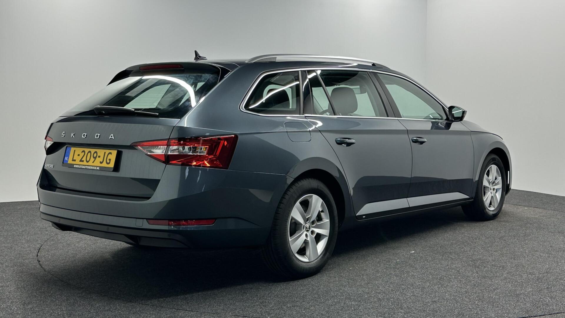 Foto van Skoda Superb Combi