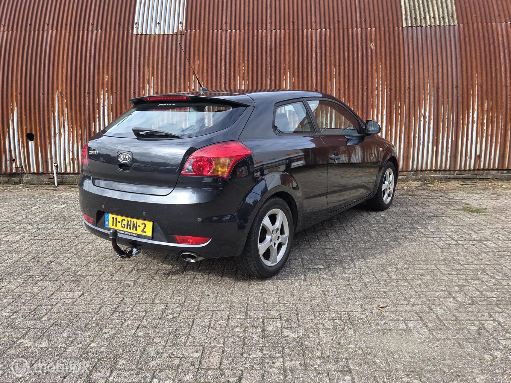 Foto van Kia Cee D