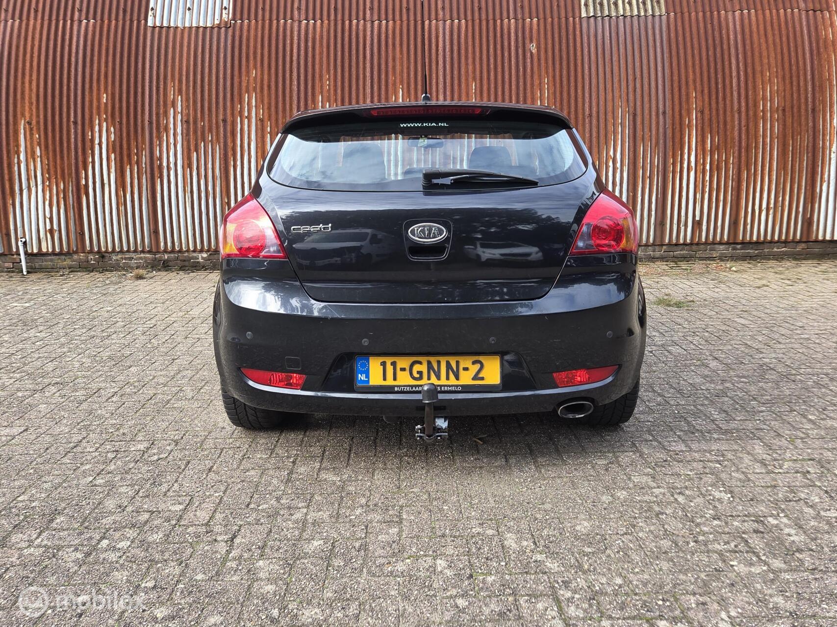 Foto van Kia Cee D