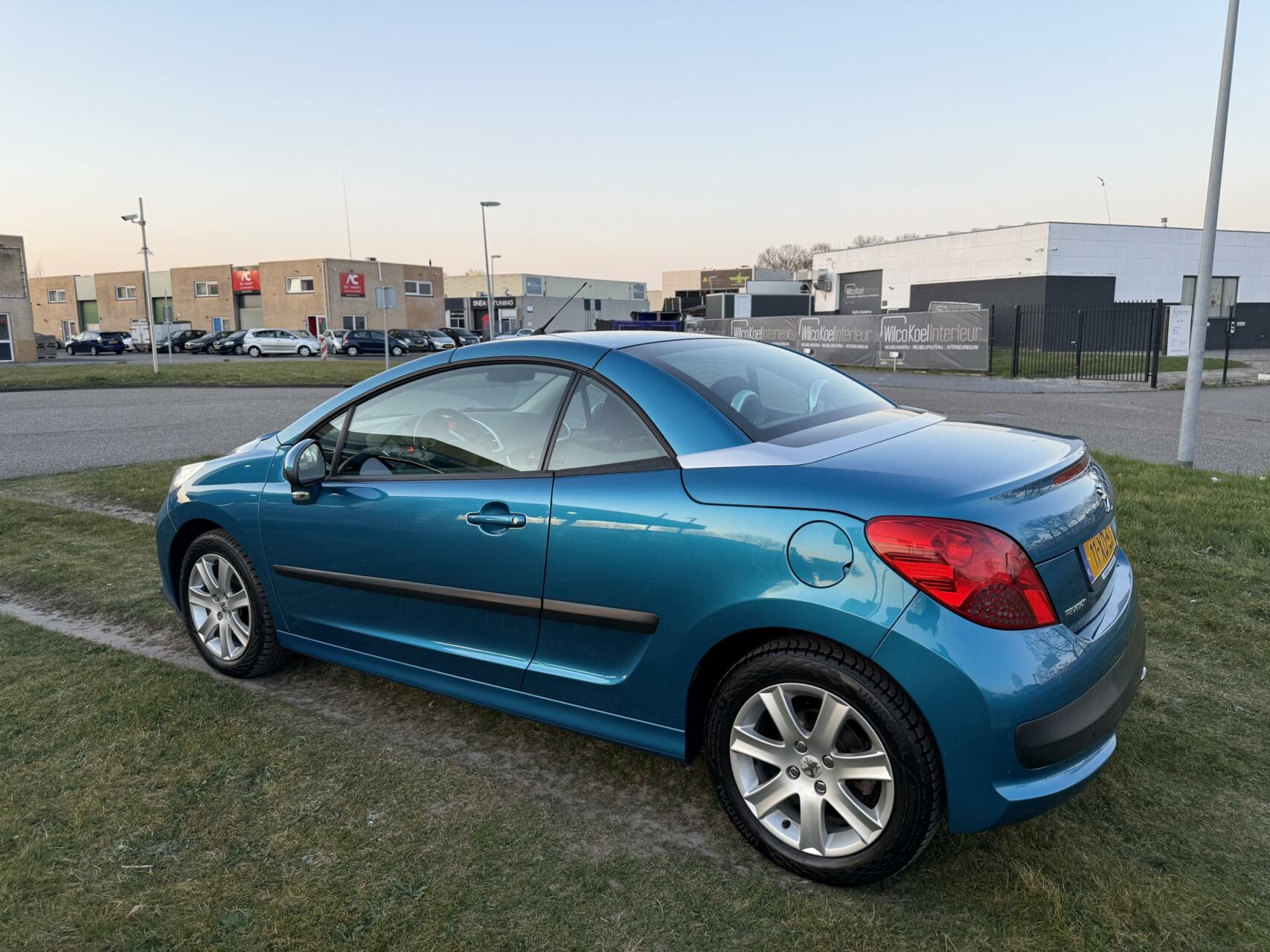 Foto van Peugeot 207 CC