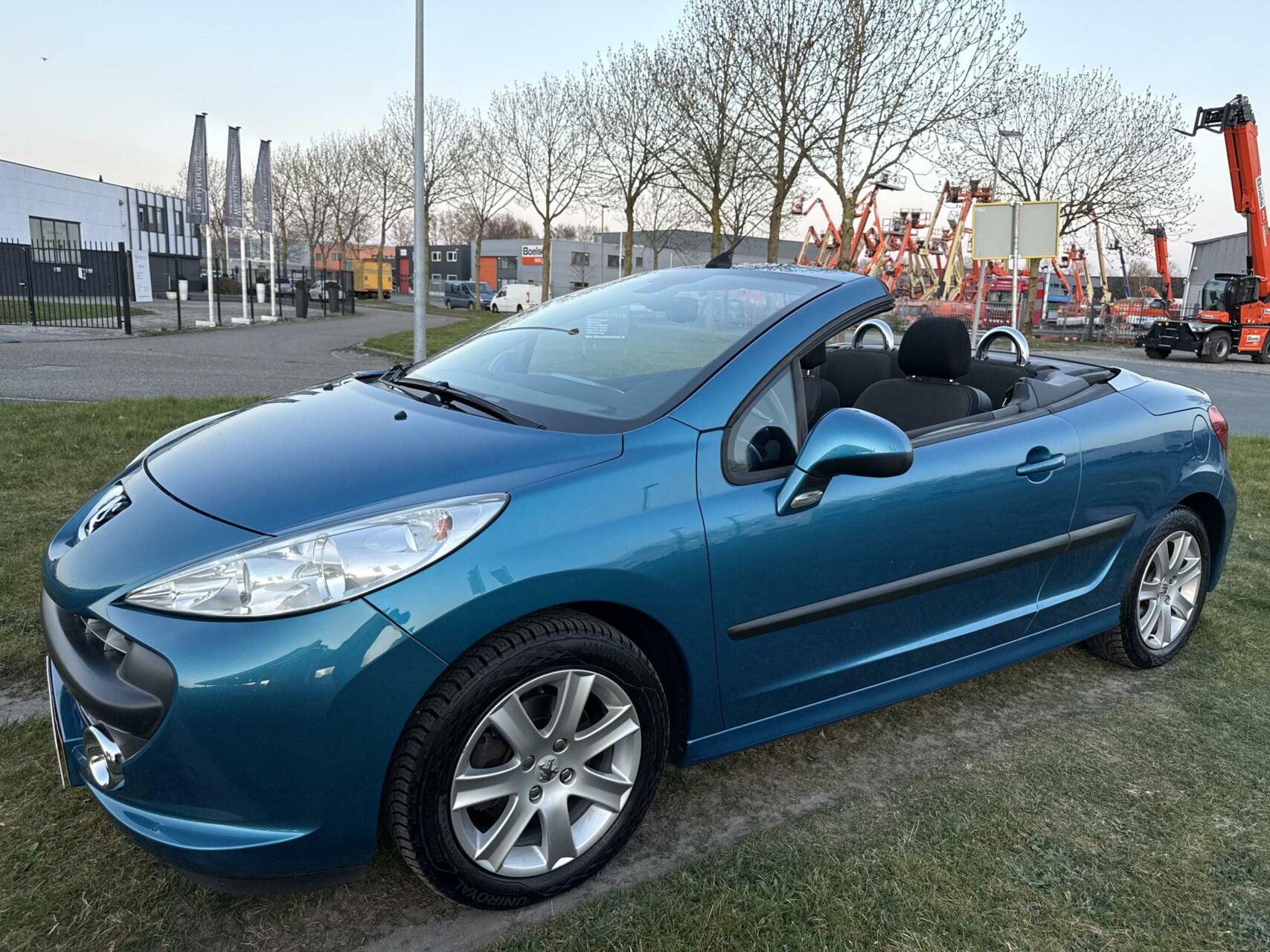 Foto van Peugeot 207 CC