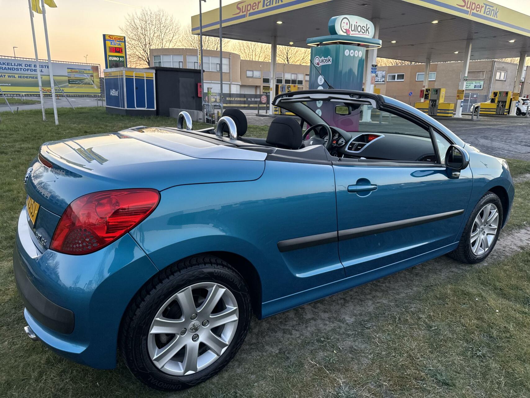 Foto van Peugeot 207 CC
