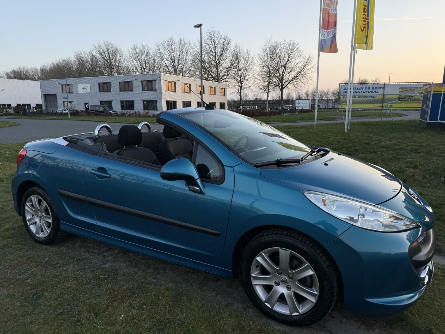 Foto van Peugeot 207 CC