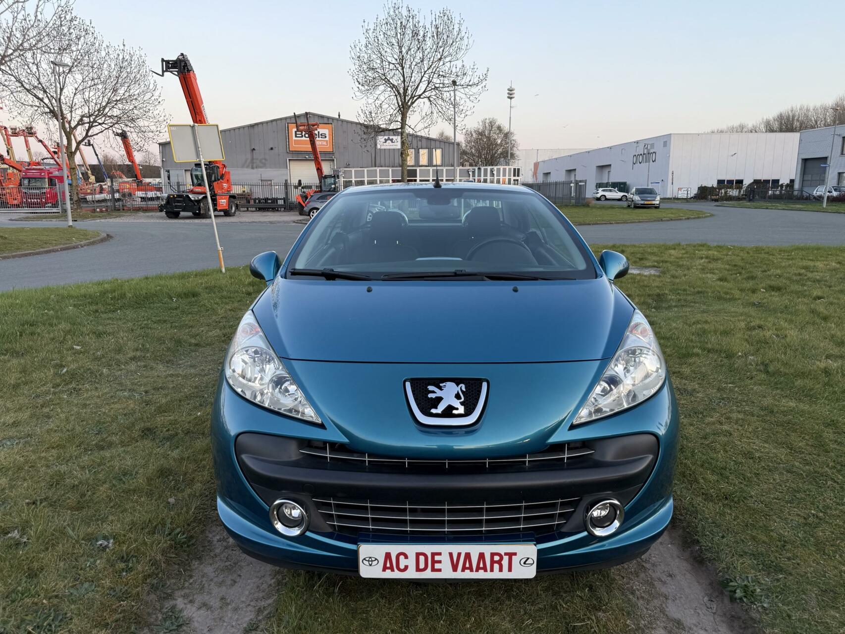 Foto van Peugeot 207 CC