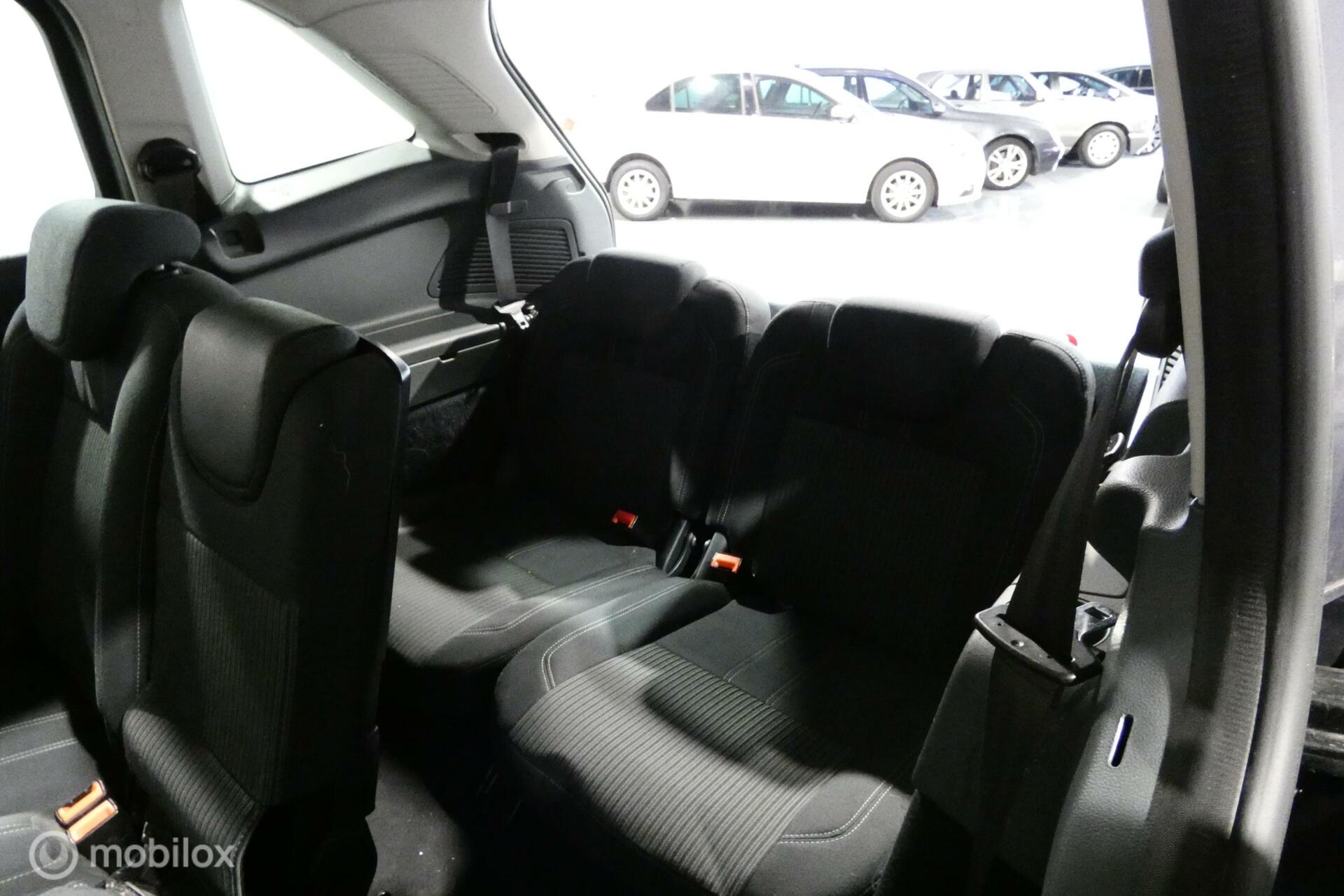 Foto van Ford Grand C-max