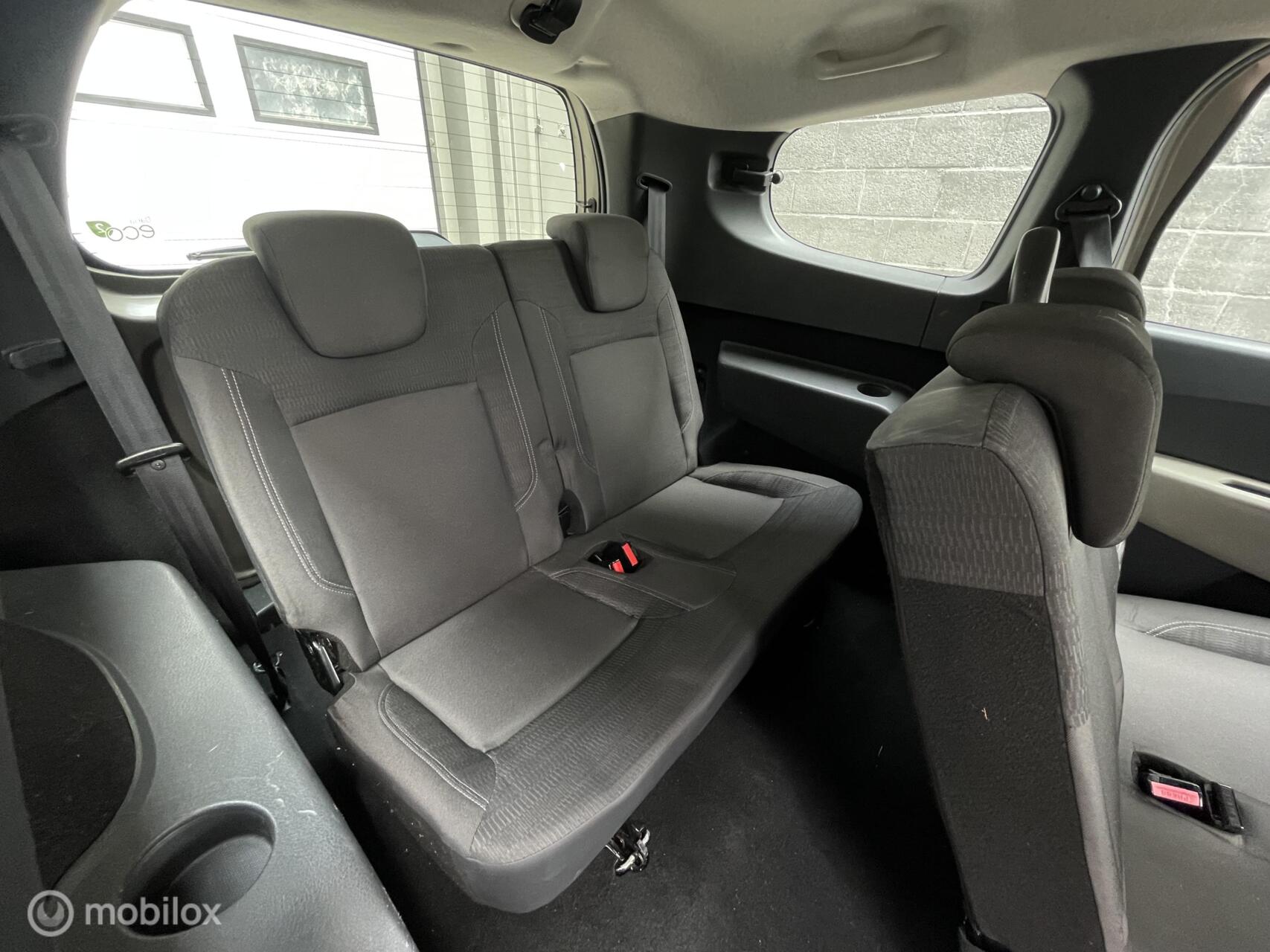 Foto van Dacia Lodgy