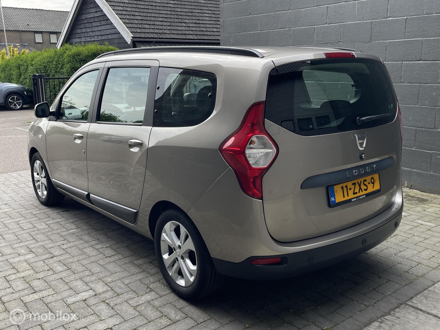 Foto van Dacia Lodgy