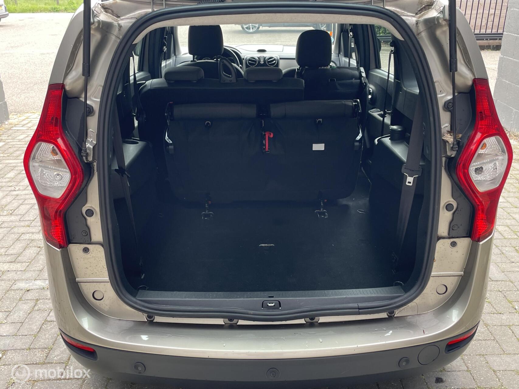 Foto van Dacia Lodgy