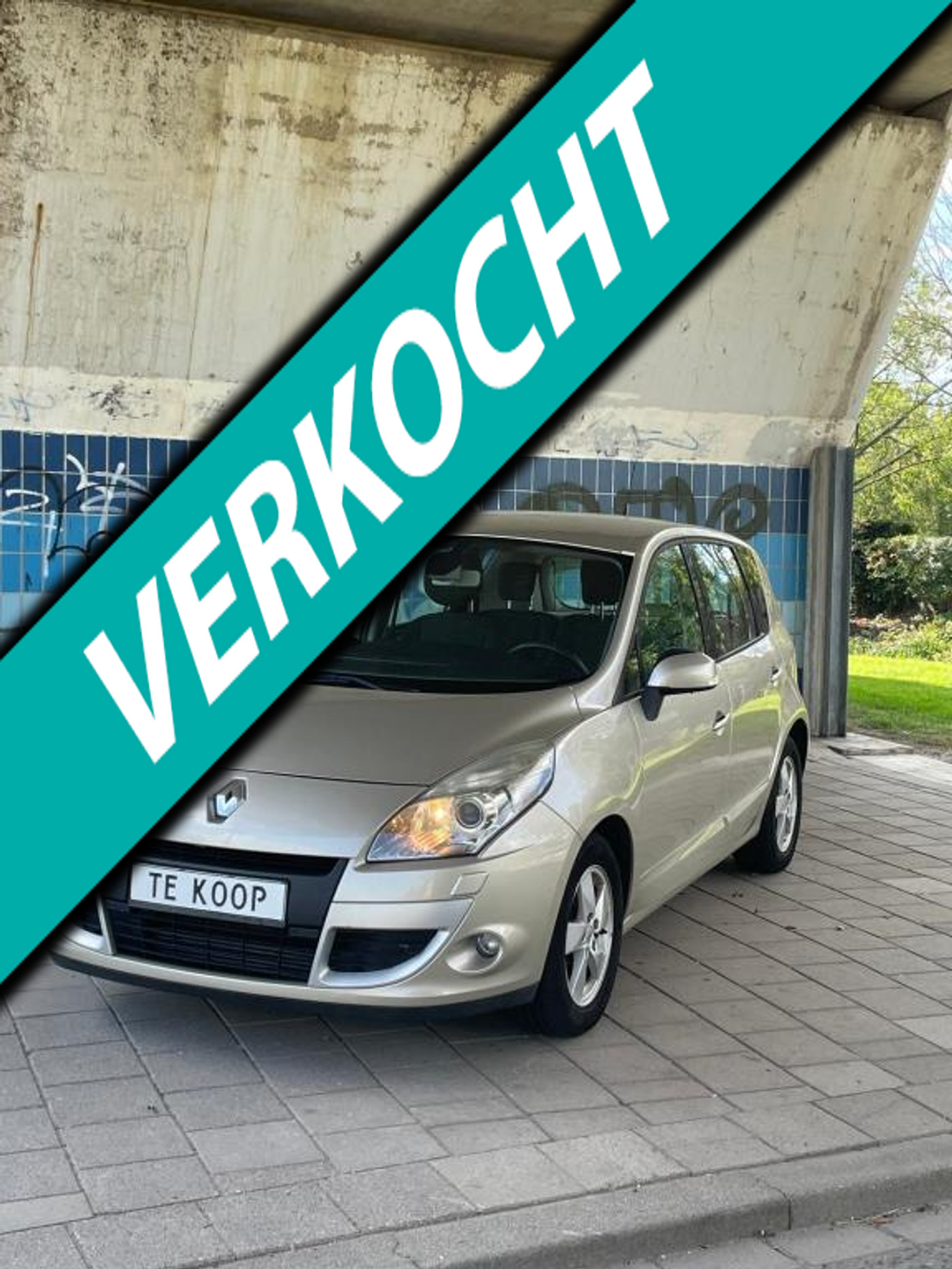 Renault Megane Scenic 1.4 TCE Dynamique *EXPORT*EXPORT*EXPORT* 2011 - voorkant