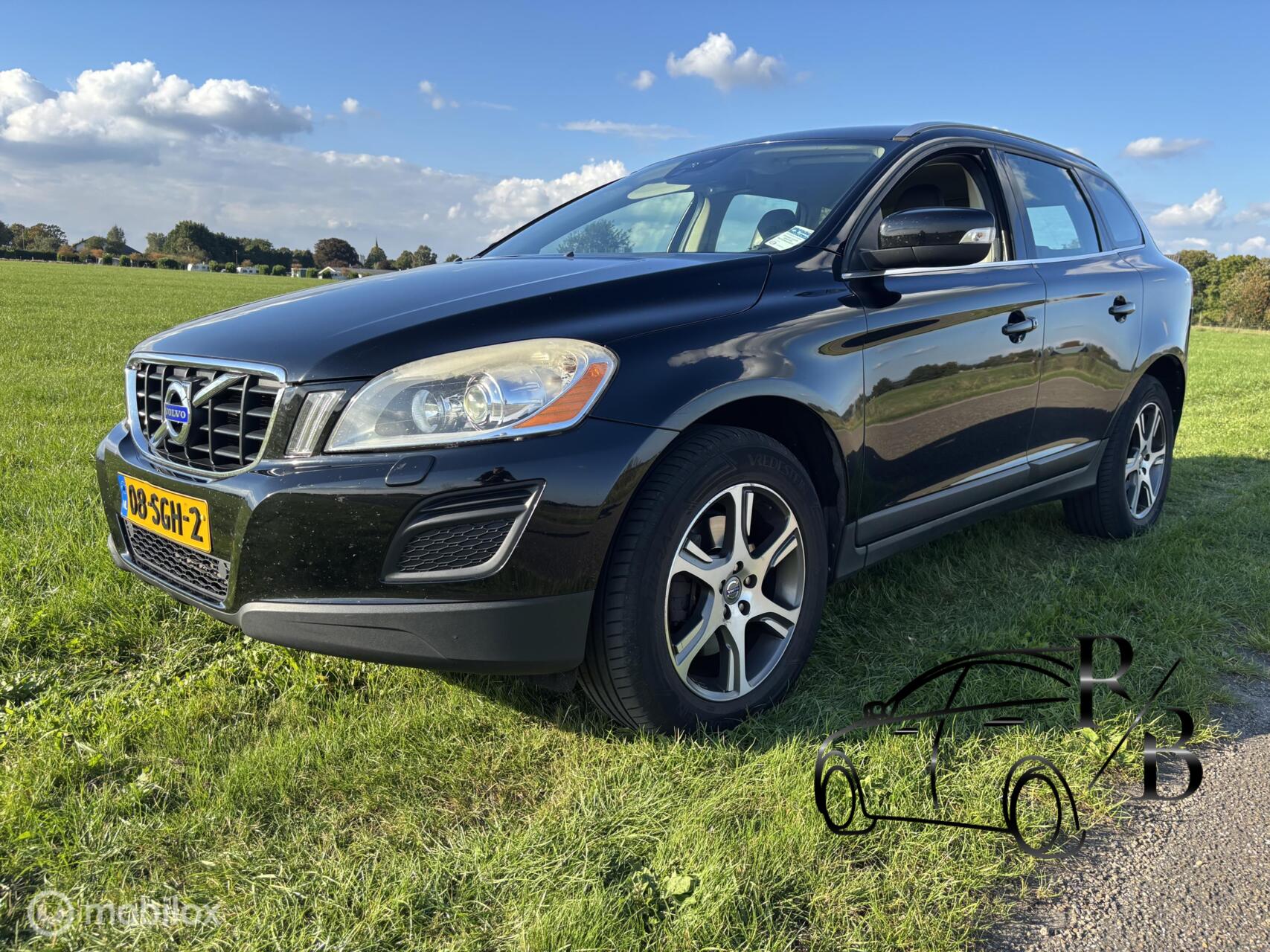 Volvo Xc60 3.2 AWD Summum Automaat EXPORTPRIJS EX BPM 2011 - voorkant