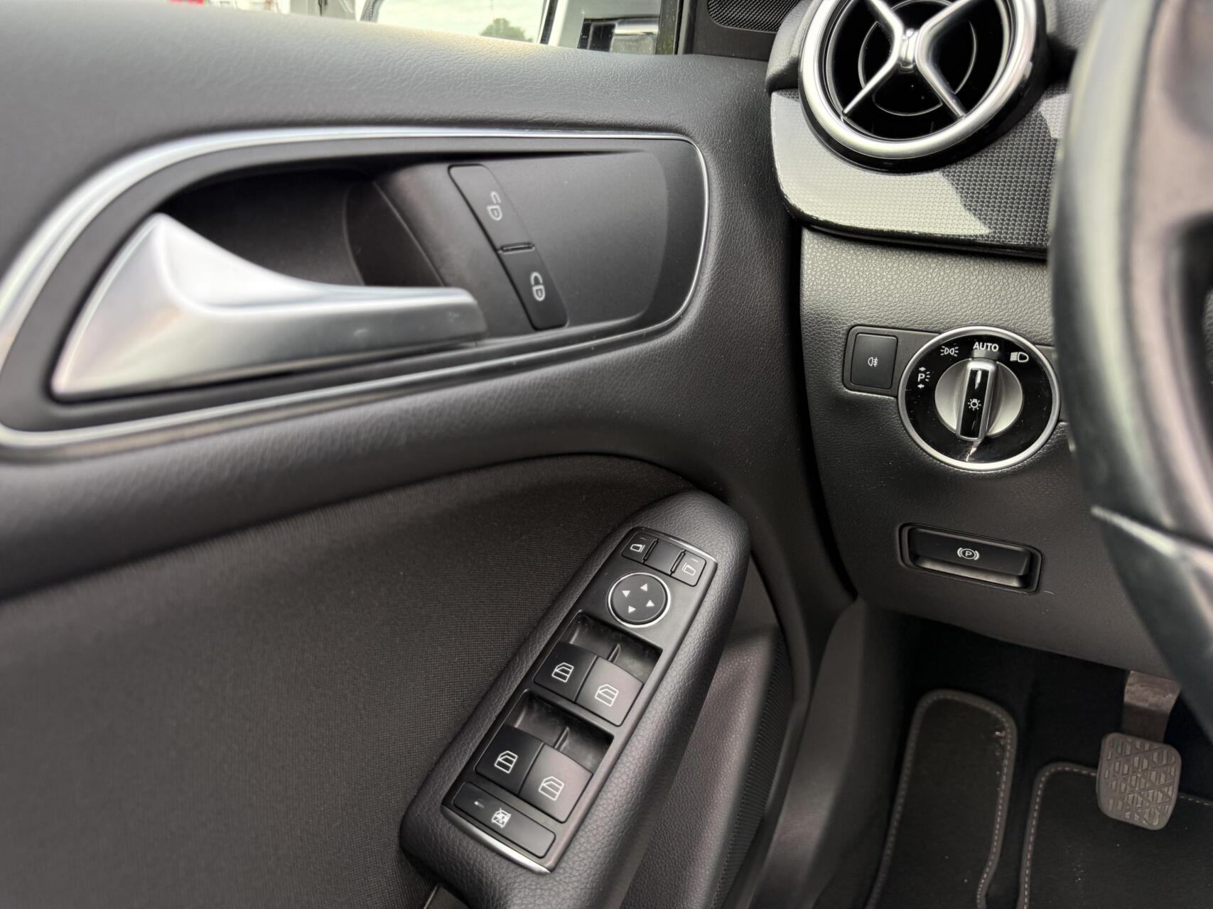 Foto van Mercedes-Benz B-klasse