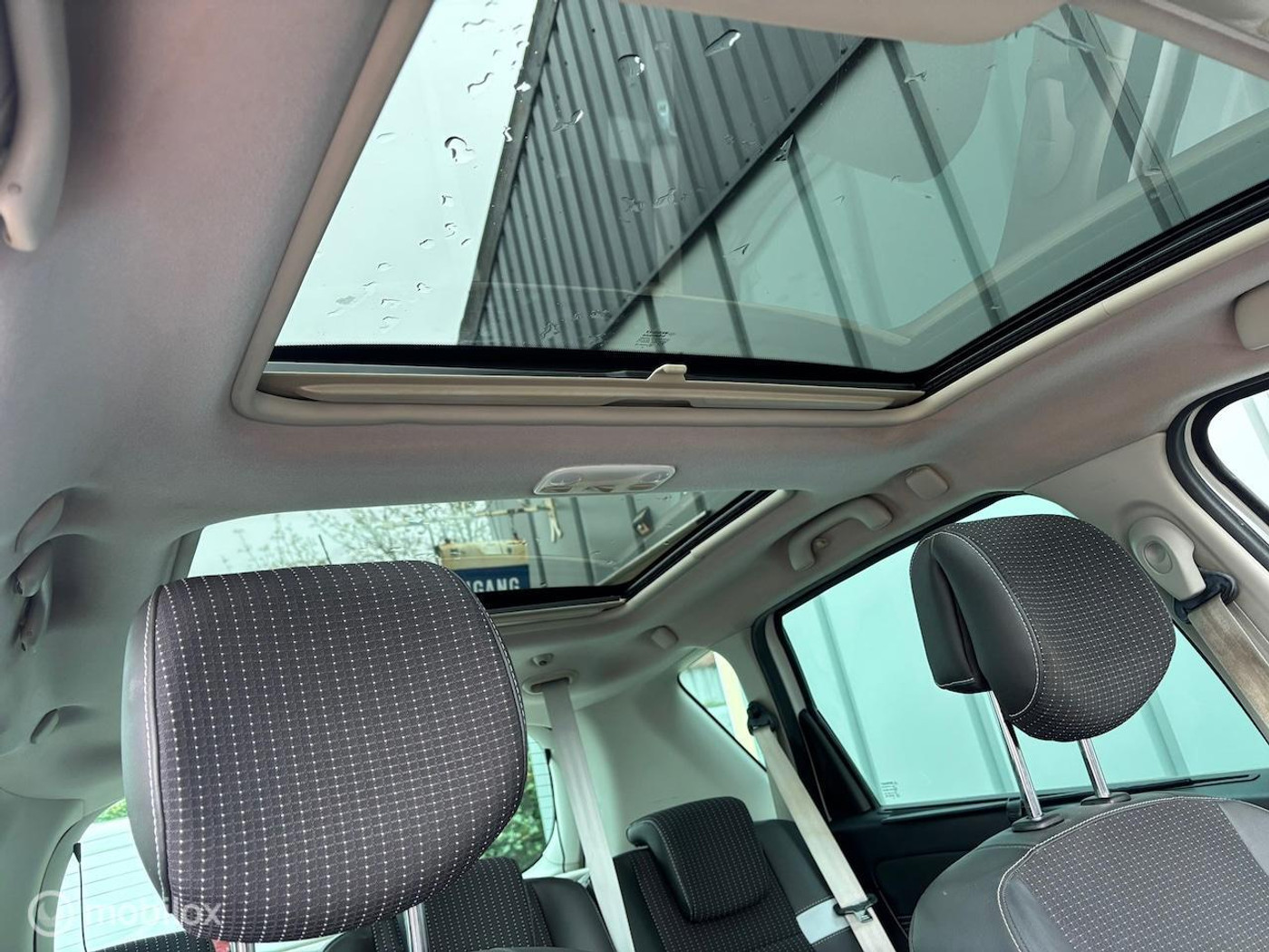 Foto van Renault Scénic