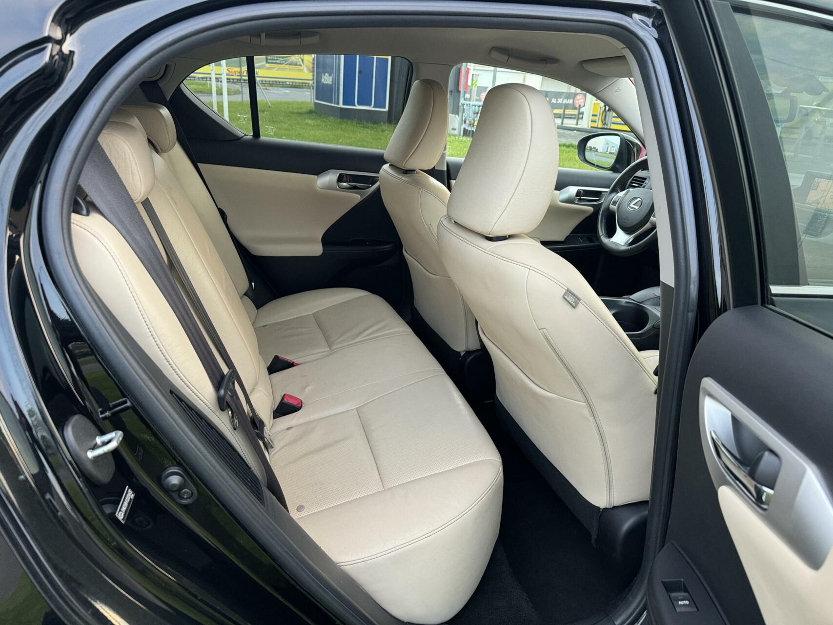 Foto van Lexus CT