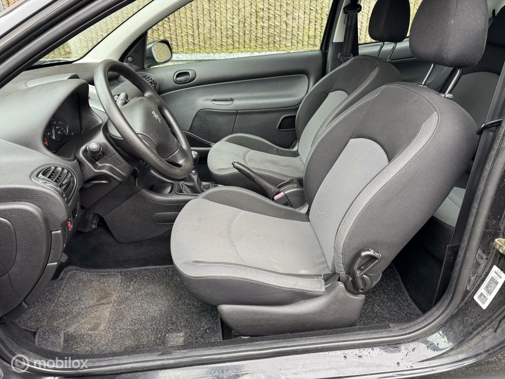 Foto van Peugeot 206
