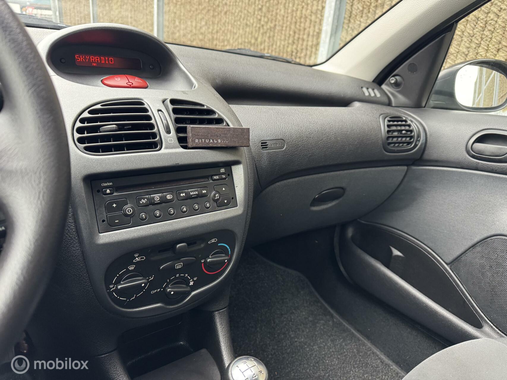 Foto van Peugeot 206
