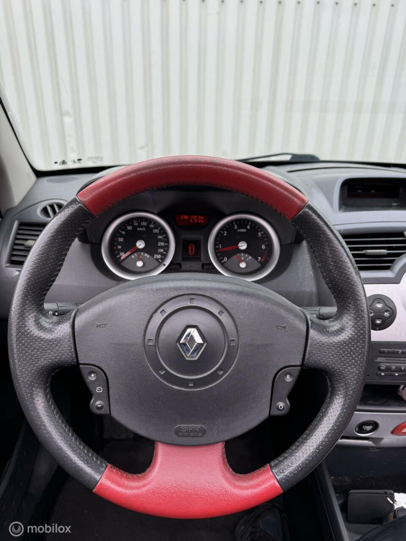 Foto van Renault Mégane Coupé-cabriolet